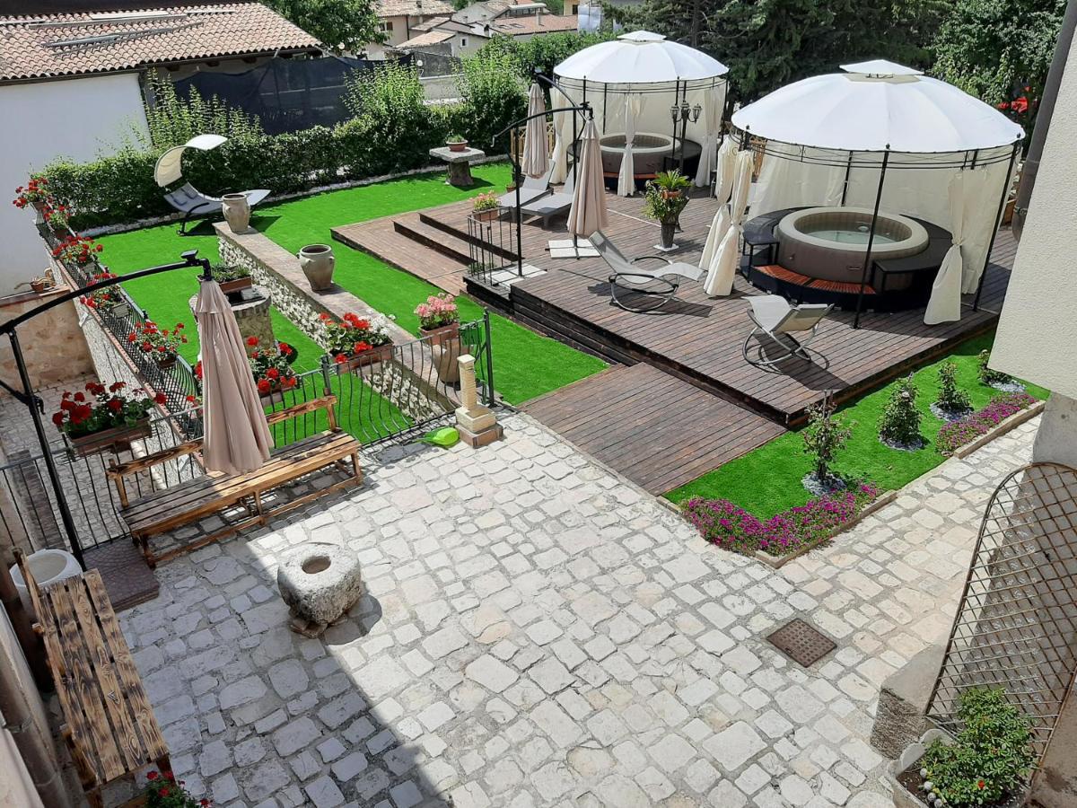 B&B Palazzo La Loggia Barisciano Buitenkant foto