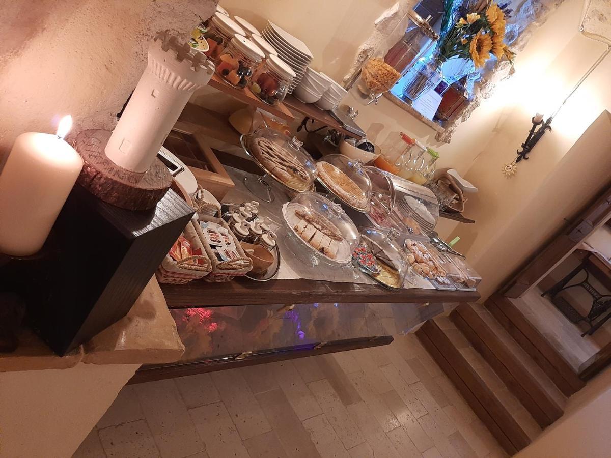 B&B Palazzo La Loggia Barisciano Buitenkant foto