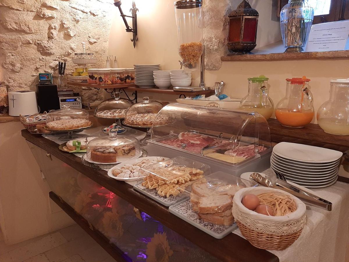 B&B Palazzo La Loggia Barisciano Buitenkant foto